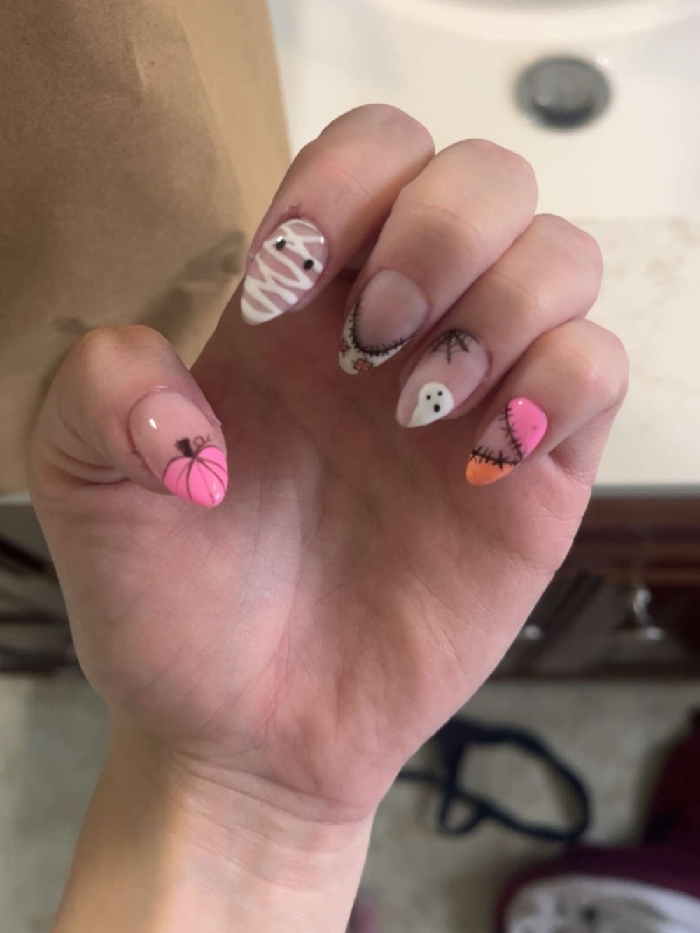 Press on halloween nails